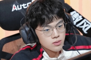 Erha：视野还需要做得更好，但打团我觉得今天做得还不错