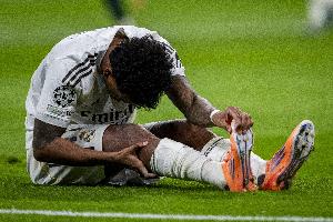 记者：罗德里戈右膝不适接受检查，将缺席对阵塞尔塔的比赛