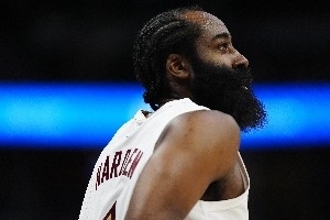 哈登加盟让骑士重燃信心！他和米切尔能否在季后赛各自实现突破？