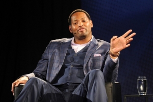 霍里：没入选名人堂让我失望 很多入选者没有我的7冠