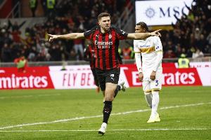 意媒：米兰在周一放假，但加比亚和菲尔克鲁格选择加练