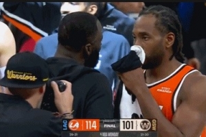 场下是朋友！赛后小卡&加兰分别与追梦拥抱聊天 小卡还与库里交谈