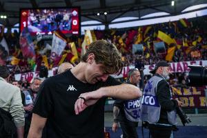 卡拉菲奥里：妈妈曾哭着告诉我博维晕倒，我支持他来英国继续踢球