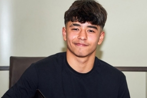 图片报：拜仁即将续约17岁天才青训麦孔·卡多佐，其上升势头迅猛