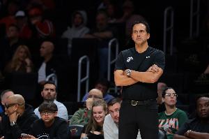 斯波：冲出附加赛的动力能够激励我们进入更高层次 喜欢这种压力