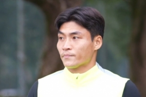 朴镇燮:我要找个老师学一学中文,防守是我的特点也是我的强项