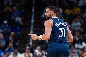 独行侠客战黄蜂 克莱&弗拉格小概率出战 马丁&华盛顿大概率打