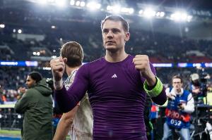 法尔克：拜仁希望续约门将诺伊尔一年 球员未来不确定+薪资未定