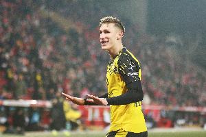 每体：施洛特贝克的未来引发关注，皇马将他视为引援目标之一