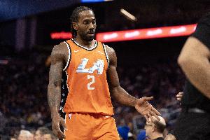 伦纳德战旧主！ESPN明日胜率预测：马刺为56.7% 快船43.3%