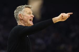 勇媒：科尔今晚的执教大师级 他会被铭记为史上最伟大教练之一