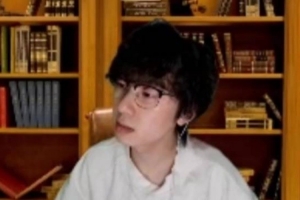 369网感不行运气也不行！宝蓝：他那个出装很诡异 一点护甲都不出