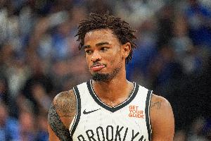 离谱！克拉克斯顿掩护犯规 篮网开场四分钟10个回合6次失误