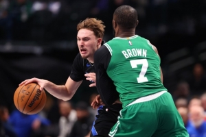 周五竞彩篮球强档：独行侠客场背靠背 塔图姆有望复出