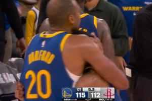 关键球！梅尔顿自投自补打进 与霍福德紧紧相拥 勇士领先3分！