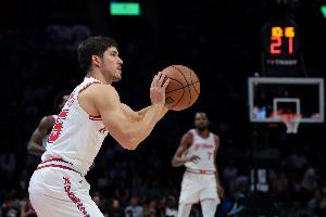 至关重要！谢泼德今日正负值+11 他不在场的11分钟里火箭净负13分