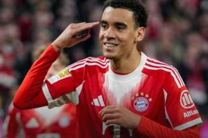 单机模式！拜仁14分领跑25轮轰92球，德甲近一半球队连1/3都不到