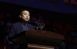 刘国梁谈“体育饭圈化”：更要学习体育明星面对困难失利后的坦然