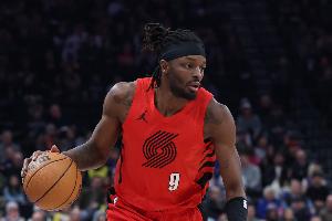 不虚KD啊！格兰特上半场7中4&罚球7中6 砍下16分&正负值+9