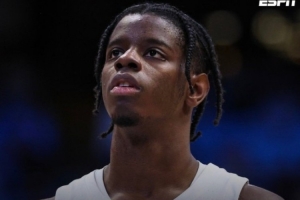 Shams：北卡状元大热卡莱布·威尔逊右手拇指骨折 赛季报销