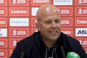 斯洛特：加克波在2个进球中都扮演重要角色 罗伯逊为球队倾尽所有