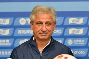 乔迪：这赛季我们怀揣非常大的梦想，球员在尽量理解新的战术打法