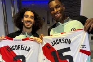 库库雷利亚：恩佐邀请过我去河床看球，但当时马雷斯卡不给我假期