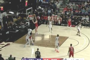 明显是给杨瀚森设计的战术！混音一个漂亮的战术配合送小杨扣空篮