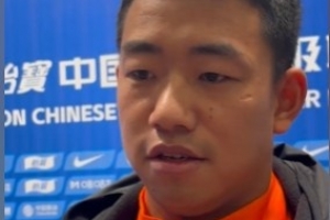 玉昆门将鲍亚雄：赢球很开心但还需磨合 若乱开大脚教练可能生气