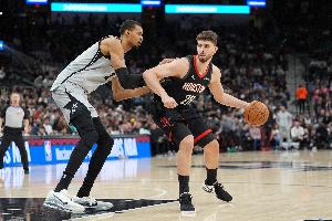 申京被文班封盖13次 与JJJ并列为最多 约基奇被盖11次第三多