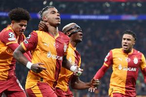 欧冠淘汰赛战胜利物浦，加拉塔萨雷是06年以来首支非五大联赛球队