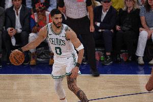 塔图姆谈出场时间：我当然可以打得更久 但我明白要以大局为重