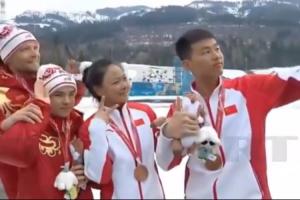 冬残奥会德国选手拒绝中俄选手合影+没脱帽致意 赛后称因政治因素