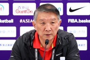 宫鲁鸣：陈玉婕这场发挥不是很好 王佳琦很优秀但身体还在恢复中