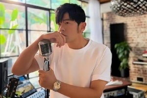 周大哥能别骗大伙儿吗？周杰伦坦言一个月可以一张专辑 都是其他人拖后腿