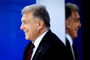 拉波尔塔：最艰难的是21年告诉梅西无法续约 希望哈维意识到犯错