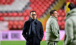 理查兹力挺罗塞尼尔：战术方面他确实有东西，他正在酝酿一场风暴