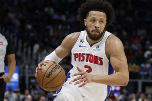 轻松三节打卡！坎宁安仅出手6次 28分钟拿8分5板13助2断1帽