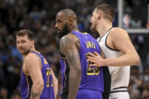 关键卡位战！ESPN明日胜率预测：湖人为49.5% 掘金50.5%