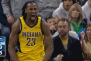 点燃主场！祖巴茨高位击地妙传内史密斯单臂隔扣大桥