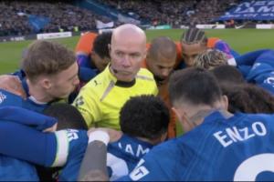 赛前惹到了?罗塞尼尔炮轰主裁因球员赛前将其围住,所以不给点球