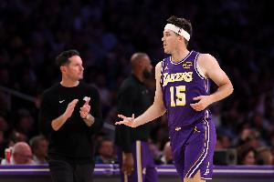 雷迪克：我觉得常规时间末段和加时赛 里夫斯的防守都堪称现象级