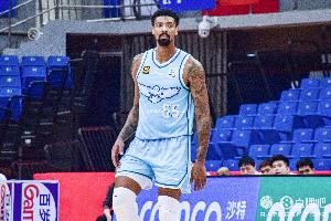 媒体人：青岛的内线实力被山东进一步拉开差距 球队只能依靠米奇