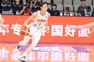 定海神针！王思雨23分钟11中5拿到17分 罚球7中6