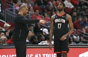 11中2得5分！乌度卡：对手的包夹是针对伊森 他必须自己调整状态