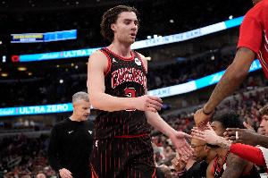 再达里程碑！吉迪16分15板13助获生涯第30次三双 独占总榜第十九