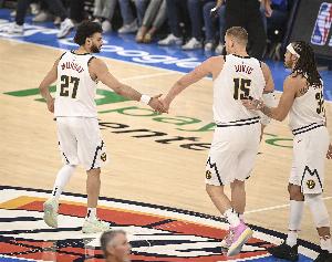 都有球打今天！掘金首发五人集体三节打卡 13人全部出场均有得分