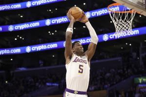 不如→成为→超越卡佩拉！醒悟版艾顿半场8中6贡献12分+1帽