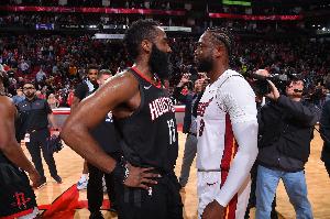 贝弗利：哈登比韦德强多了 哈登能得分能传球 而很多人都放韦德投