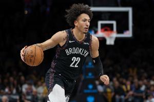 超过上半场！杰伦·威尔逊造成杀伤两罚都有 篮网第三节已拿25分